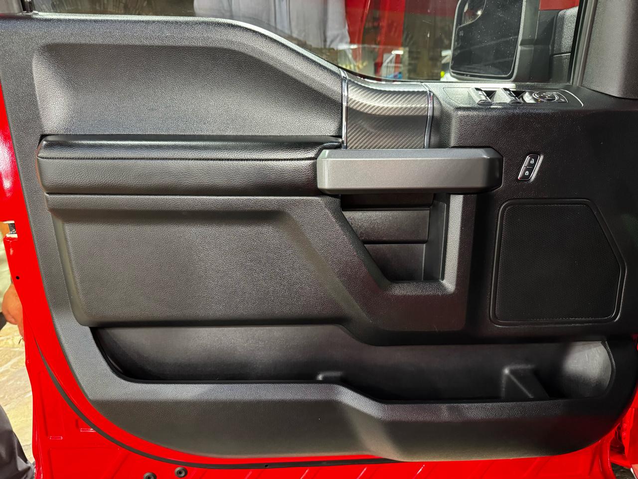 Ford F-150 2WD SuperCrew 145" XLT 2018