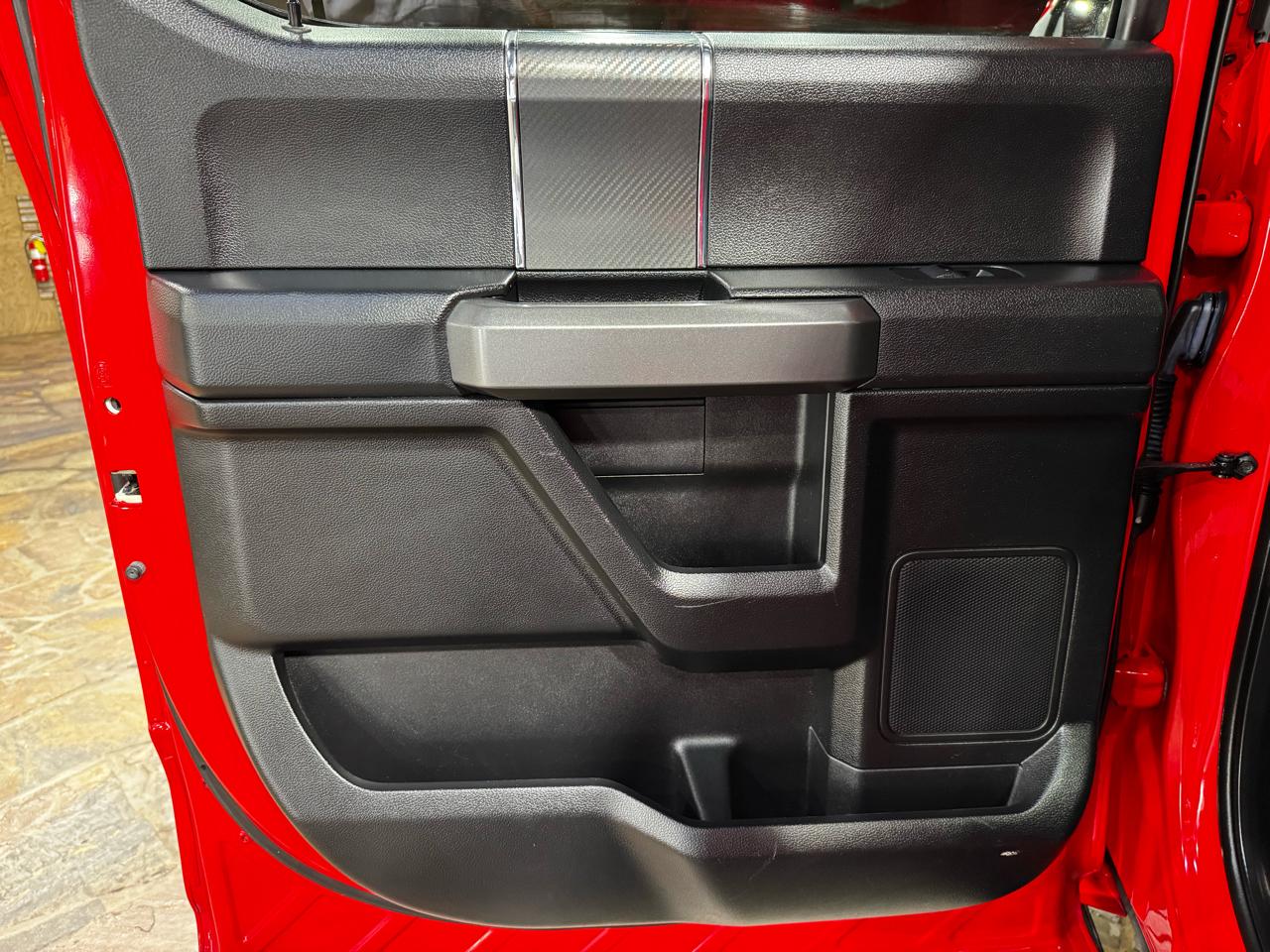 Ford F-150 2WD SuperCrew 145" XLT 2018