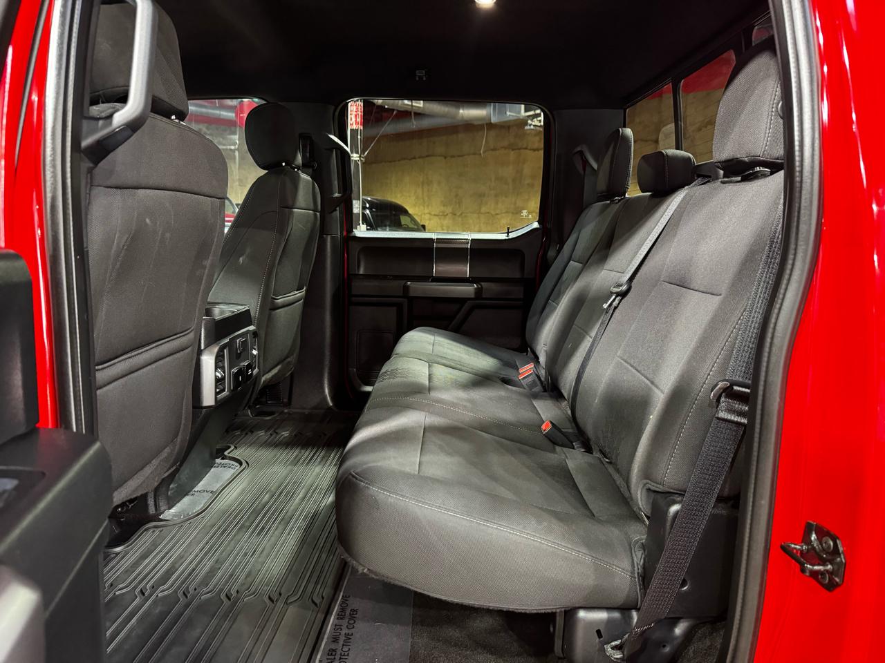 Ford F-150 2WD SuperCrew 145" XLT 2018