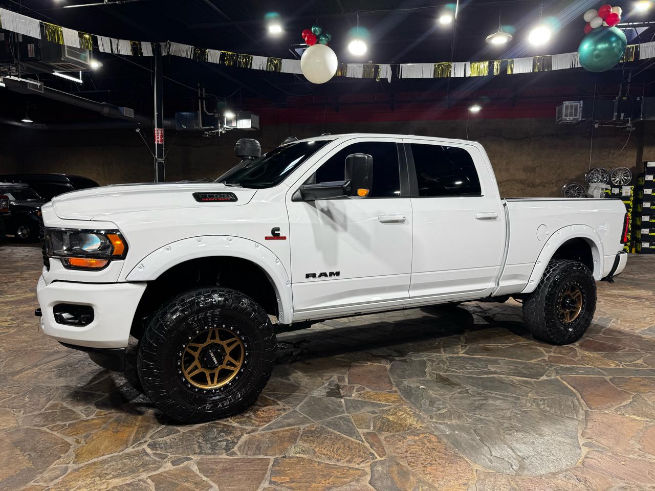 RAM 2500 Big Horn 4x4 Crew Cab 6'4" Box 2020