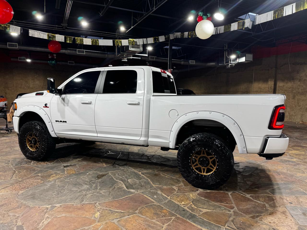 RAM 2500 Big Horn 4x4 Crew Cab 6'4" Box 2020