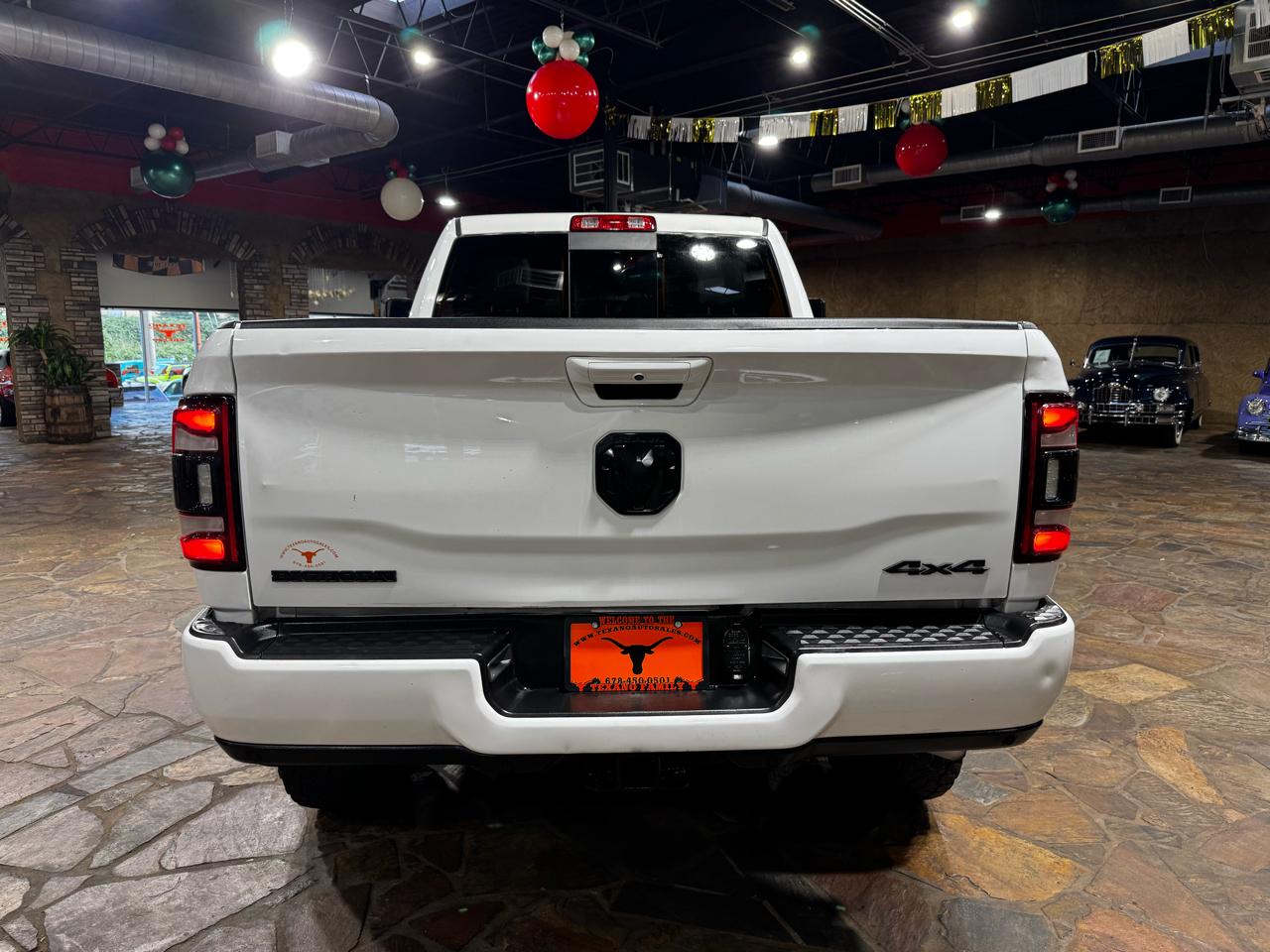 RAM 2500 Big Horn 4x4 Crew Cab 6'4" Box 2020