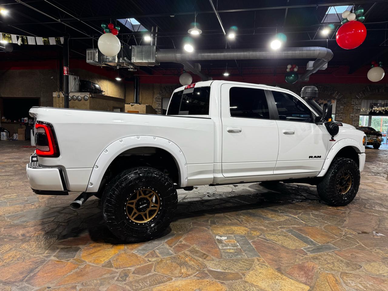 RAM 2500 Big Horn 4x4 Crew Cab 6'4" Box 2020
