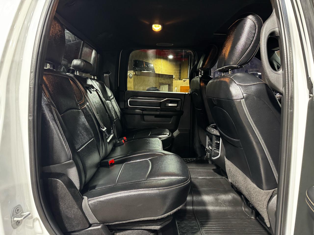 RAM 2500 Big Horn 4x4 Crew Cab 6'4" Box 2020