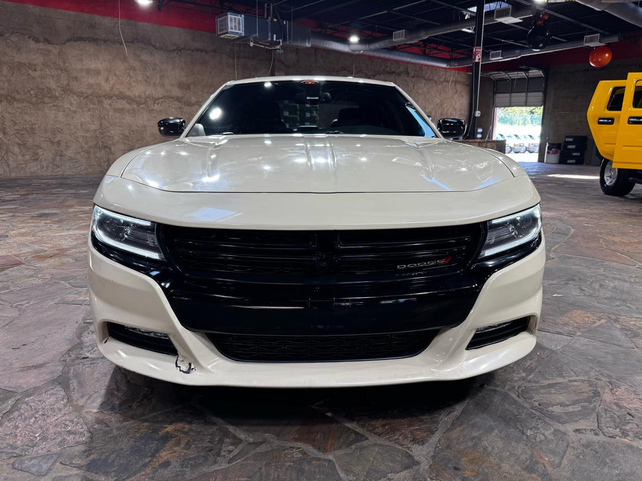 Dodge Charger 4dr Sdn SXT RWD 2016