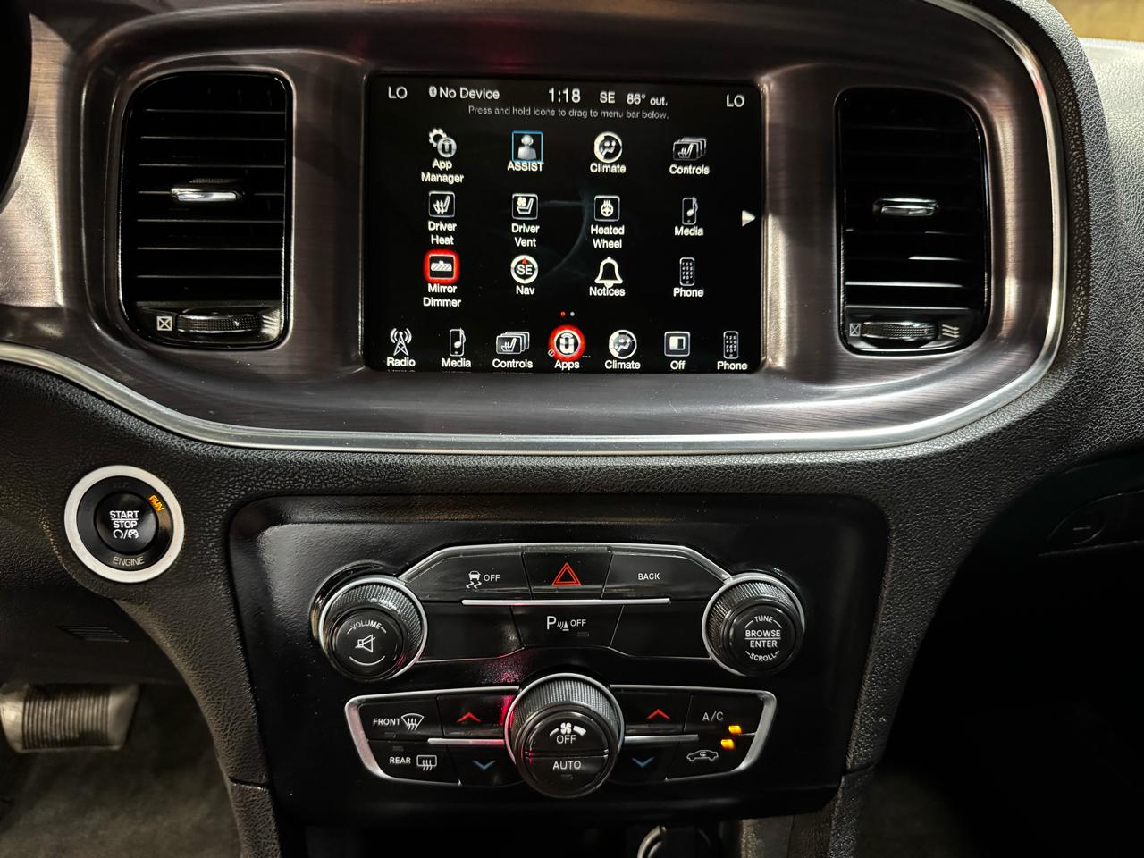 Dodge Charger 4dr Sdn SXT RWD 2016