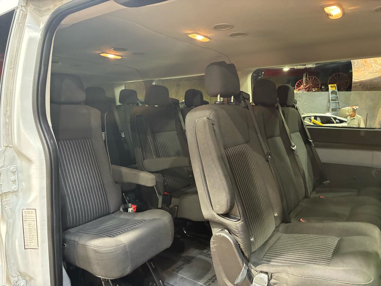 Ford Transit Wagon T-350 148" Low Roof XLT Swing-Out RH Dr 2016