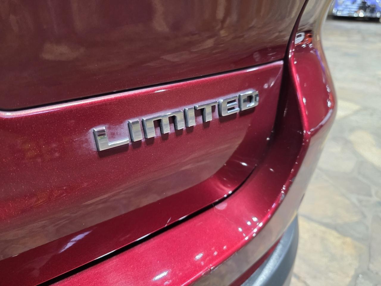Jeep Grand Cherokee L Limited 4x2 2022