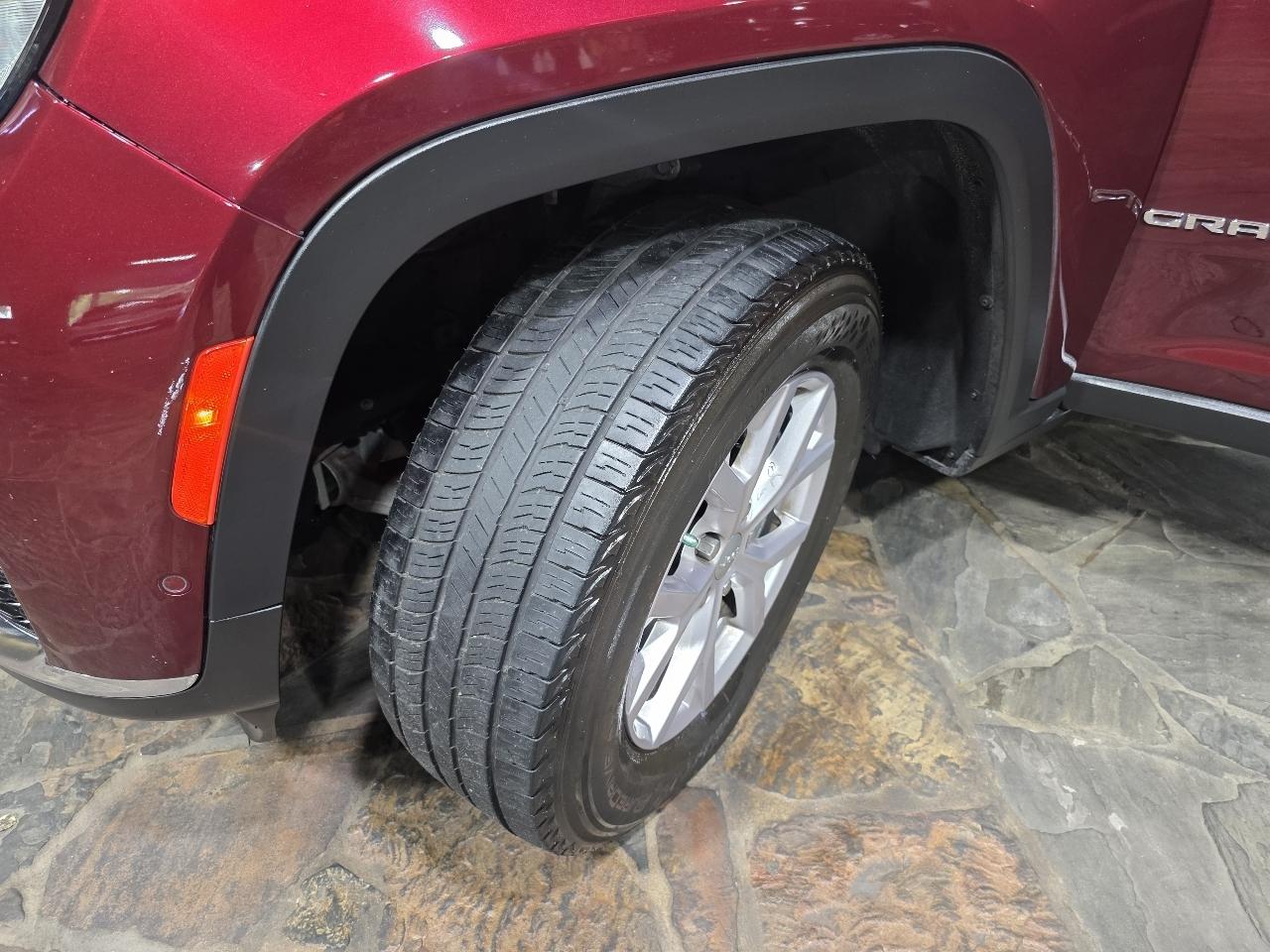 Jeep Grand Cherokee L Limited 4x2 2022