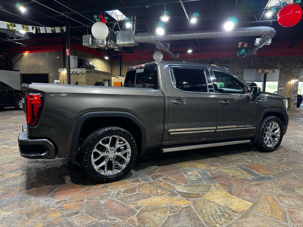 GMC Sierra 1500 4WD Crew Cab 147" Denali 2019