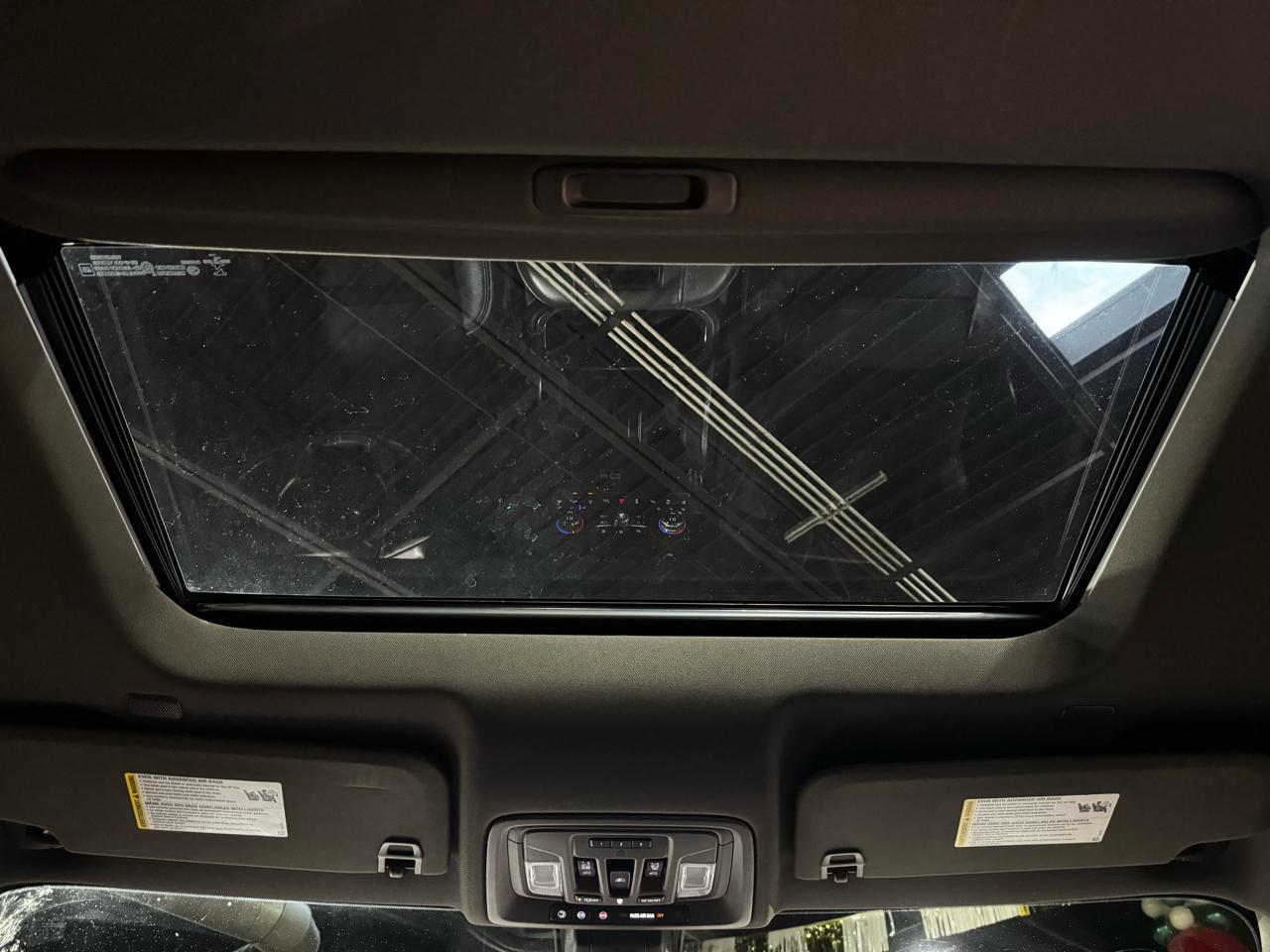 GMC Sierra 1500 4WD Crew Cab 147" Denali 2019