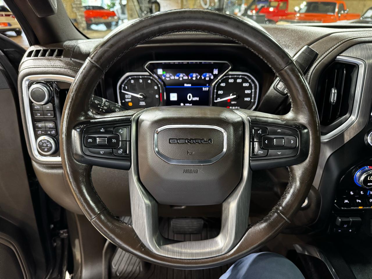 GMC Sierra 1500 4WD Crew Cab 147" Denali 2019