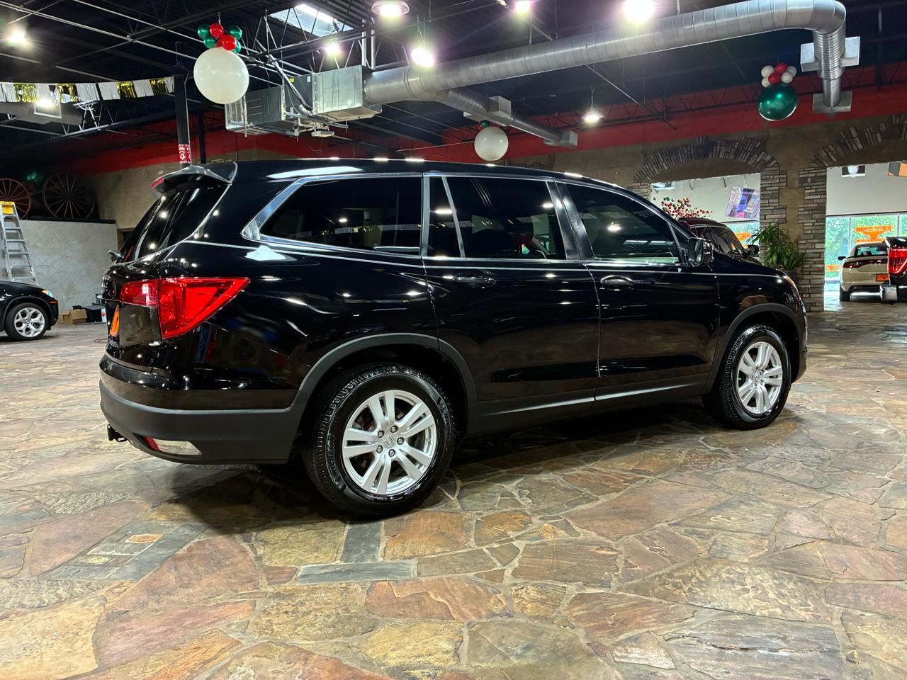 Honda Pilot 2WD 4dr LX 2016