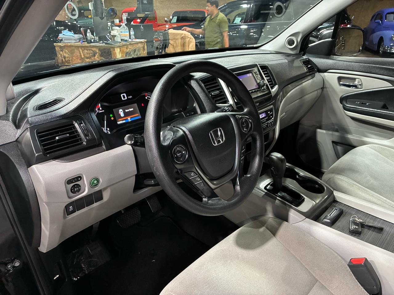 Honda Pilot 2WD 4dr LX 2016