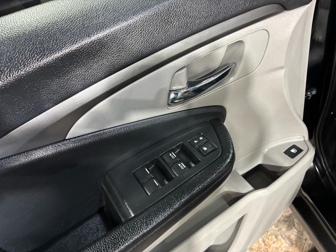 Honda Pilot 2WD 4dr LX 2016