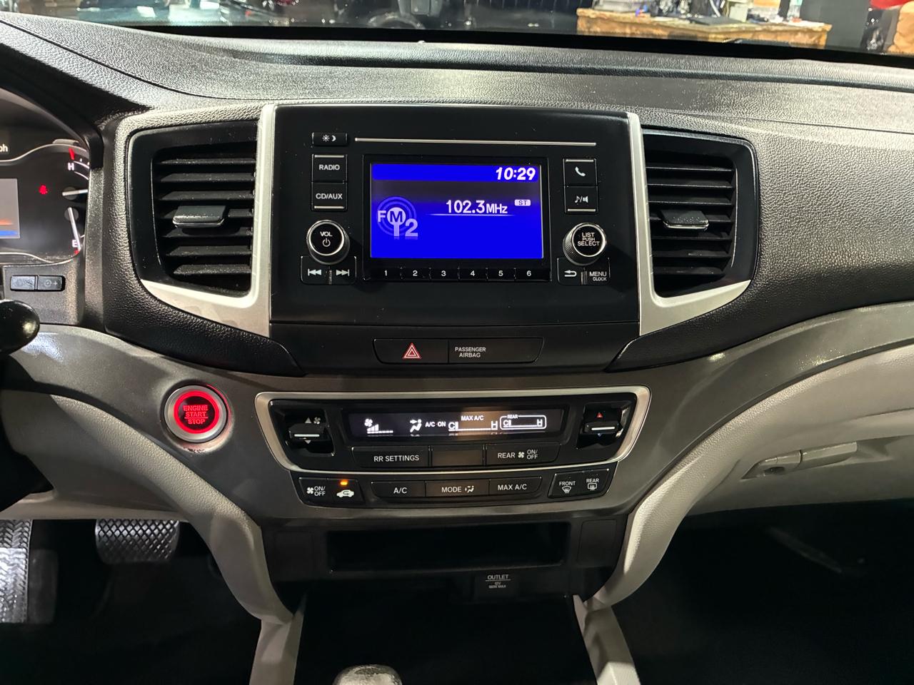 Honda Pilot 2WD 4dr LX 2016