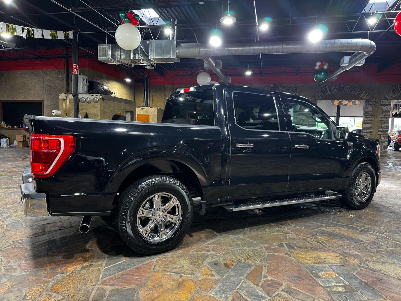 Ford F-150 XLT 2WD SuperCrew 5.5' Box 2021