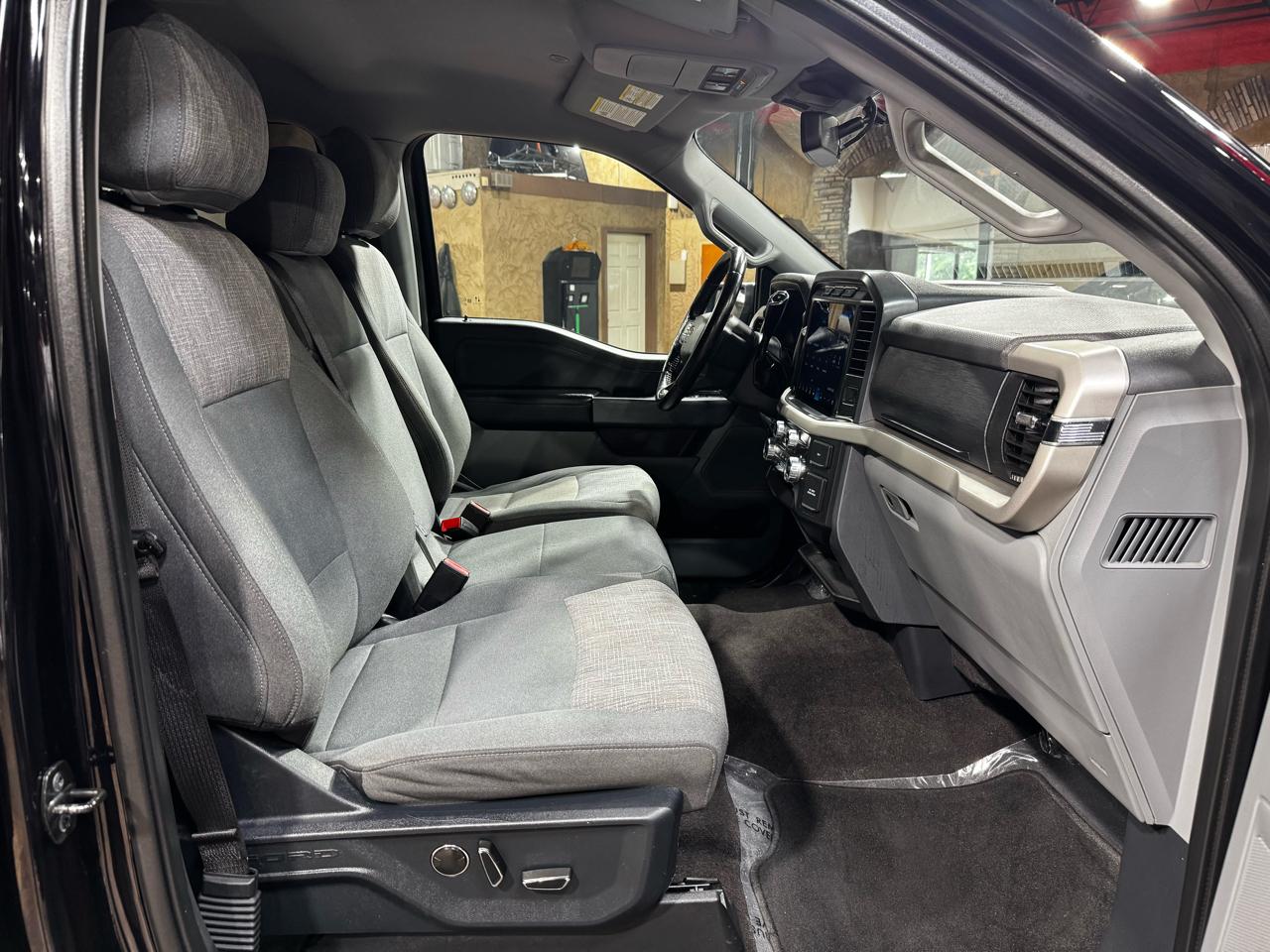 Ford F-150 XLT 2WD SuperCrew 5.5' Box 2021
