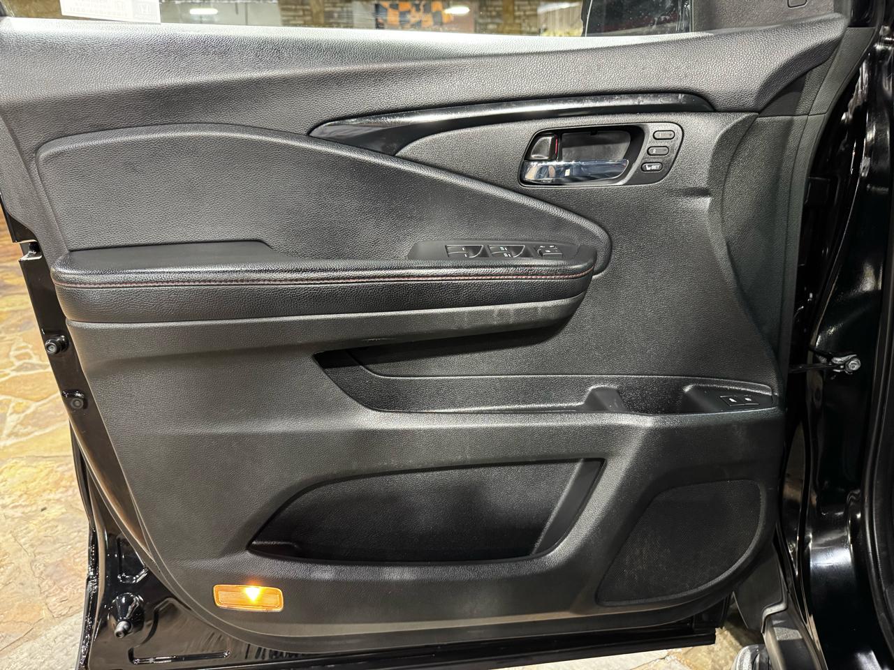 Honda Pilot Black Edition AWD 2020
