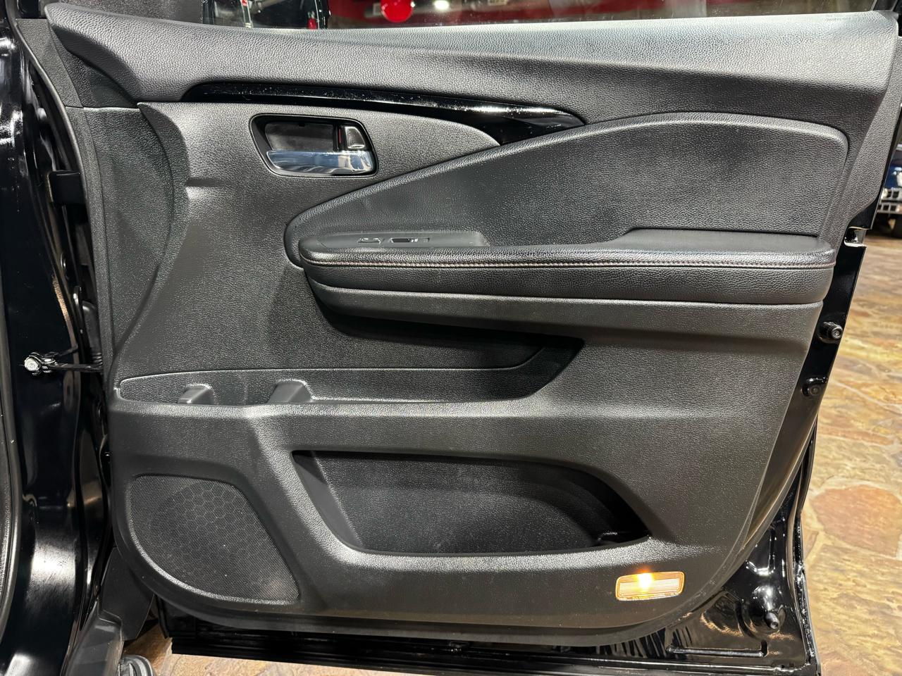 Honda Pilot Black Edition AWD 2020