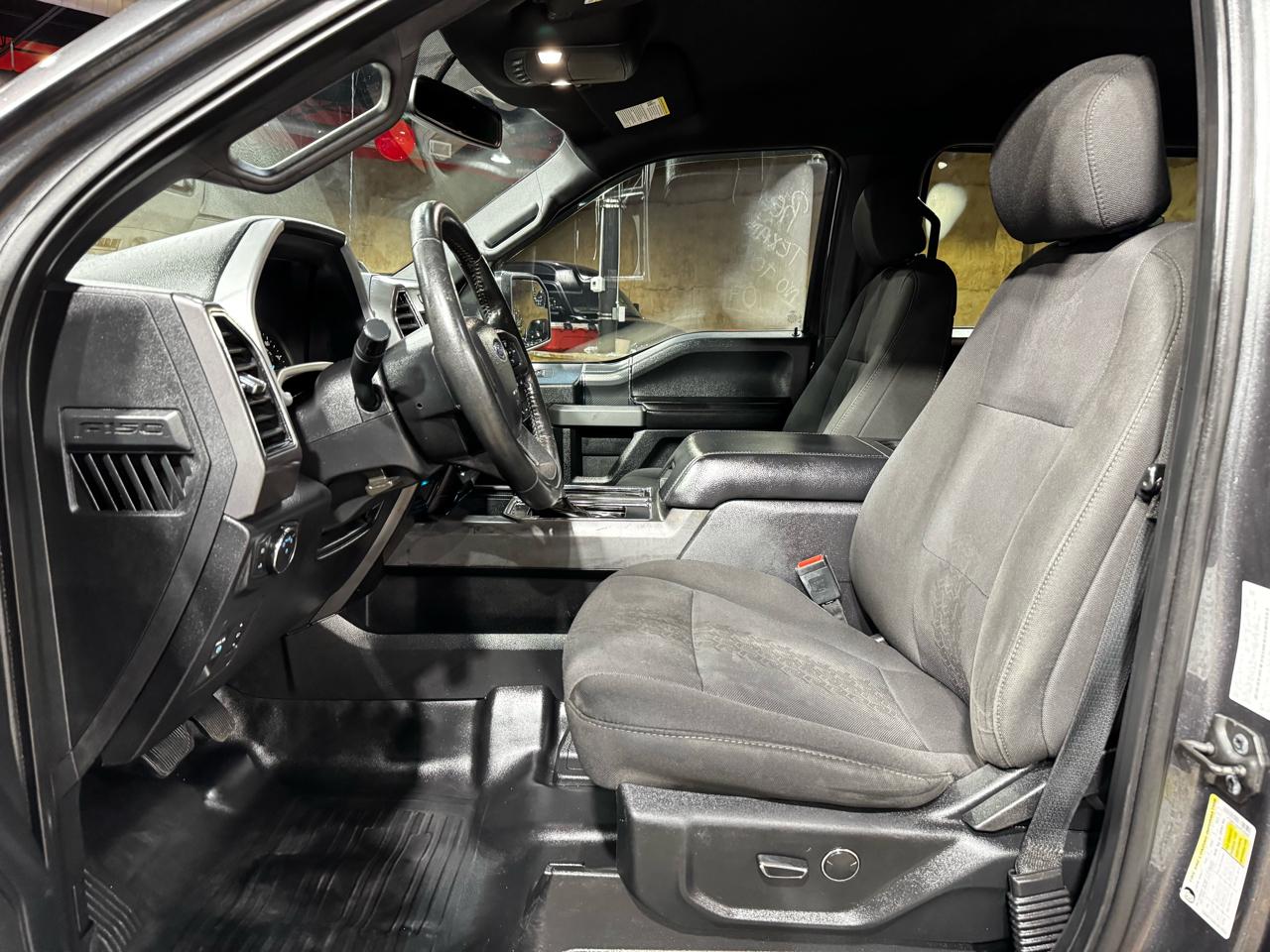 Ford F-150 XLT 2WD SuperCrew 5.5' Box 2018