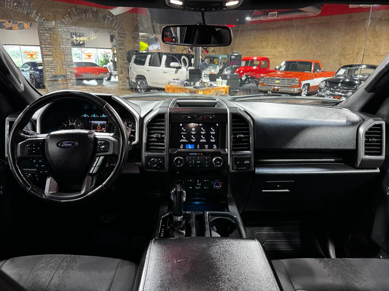 Ford F-150 XLT 2WD SuperCrew 5.5' Box 2018