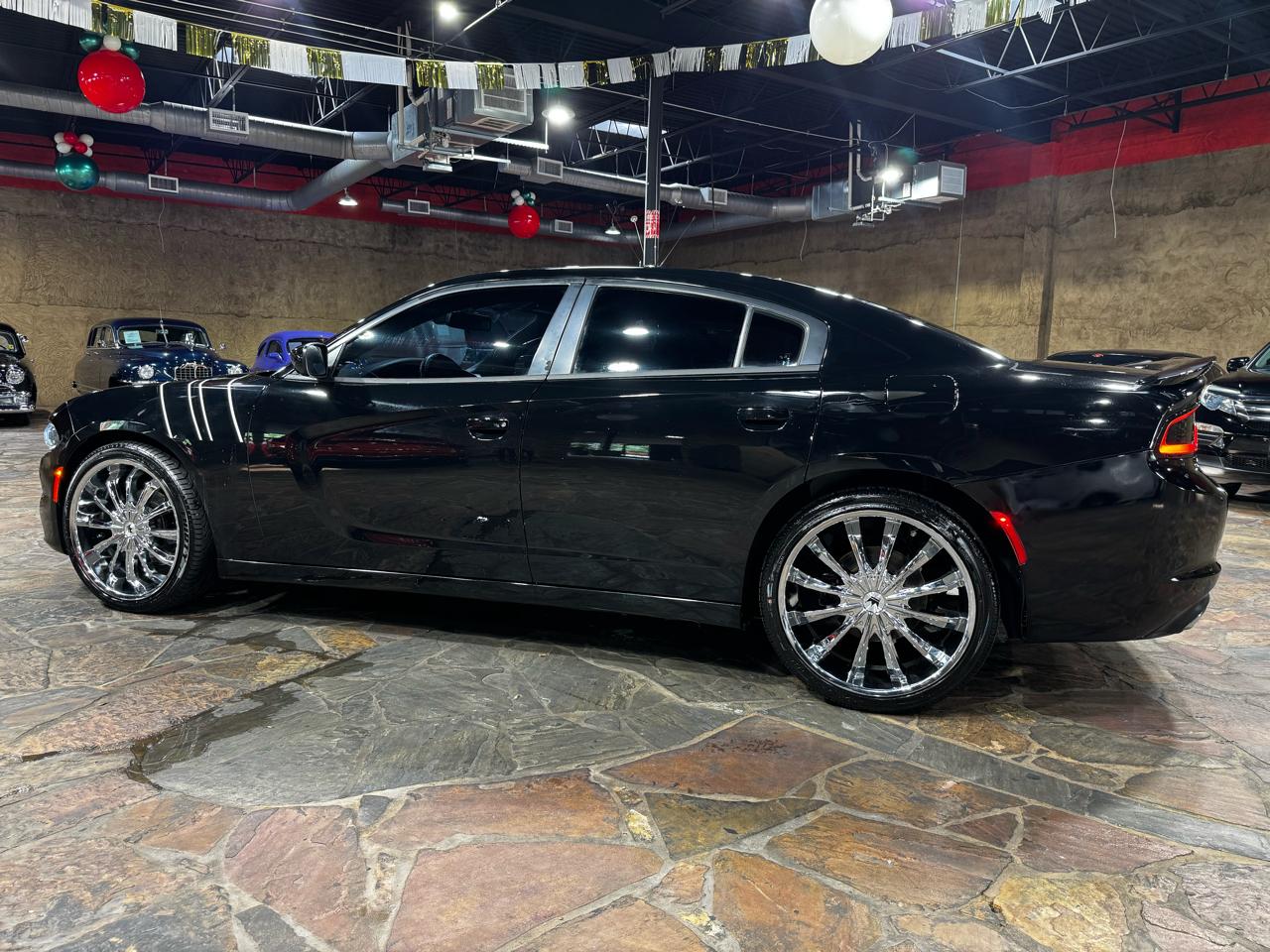 Dodge Charger 4dr Sdn SE RWD 2015
