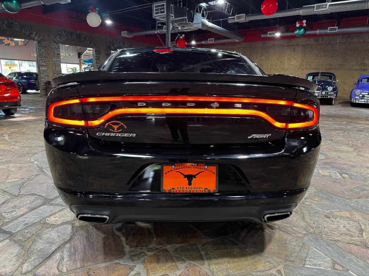 Dodge Charger 4dr Sdn SE RWD 2015