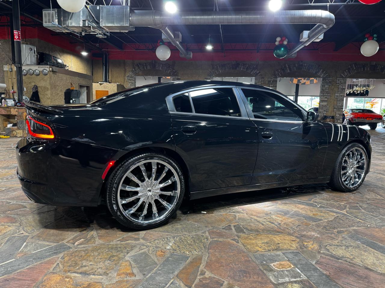 Dodge Charger 4dr Sdn SE RWD 2015