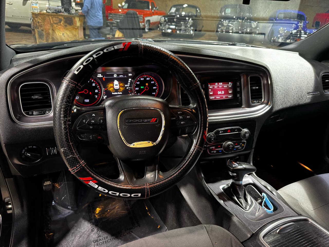 Dodge Charger 4dr Sdn SE RWD 2015