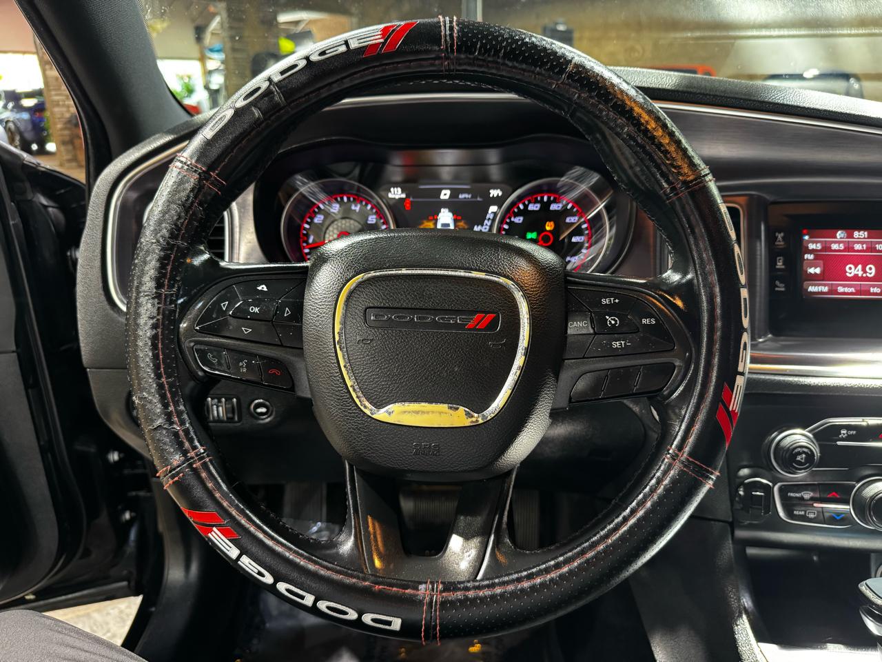 Dodge Charger 4dr Sdn SE RWD 2015