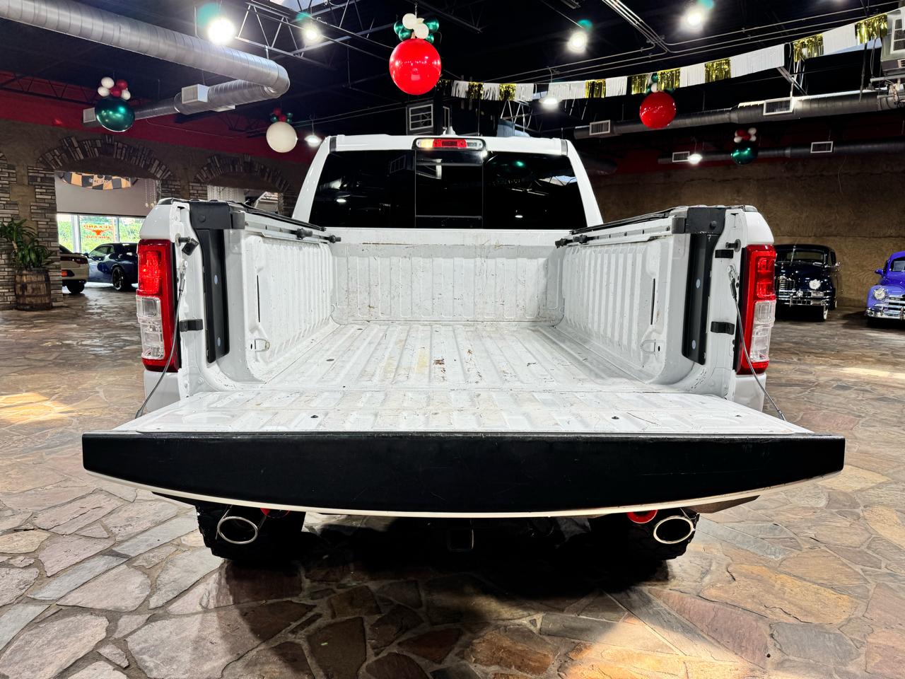 RAM 1500 Big Horn/Lone Star 4x4 Crew Cab 5'7" Box 2019