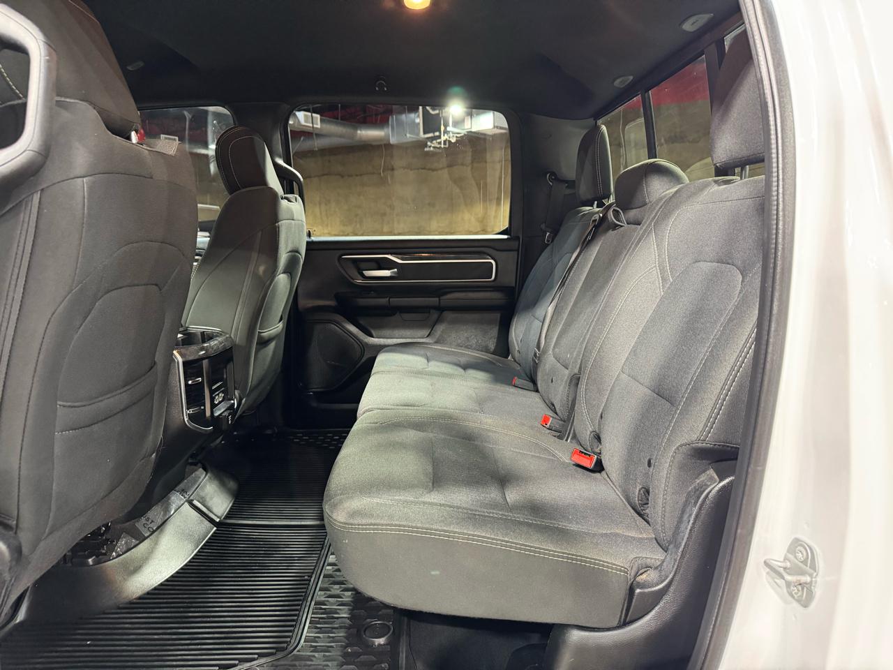 RAM 1500 Big Horn/Lone Star 4x4 Crew Cab 5'7" Box 2019