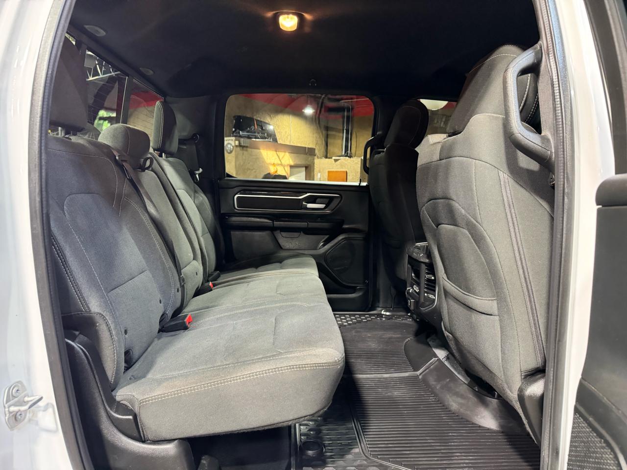 RAM 1500 Big Horn/Lone Star 4x4 Crew Cab 5'7" Box 2019