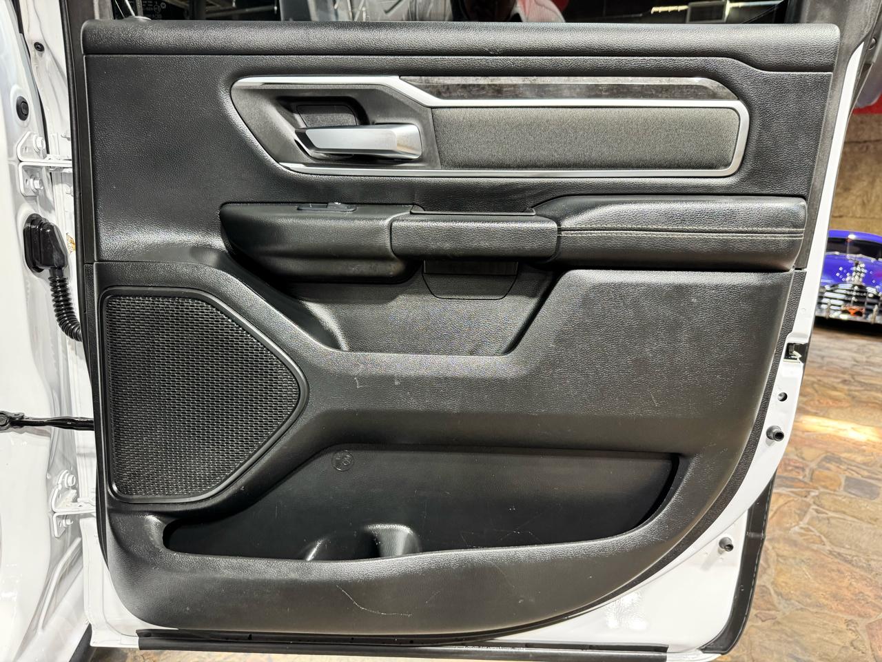RAM 1500 Big Horn/Lone Star 4x4 Crew Cab 5'7" Box 2019