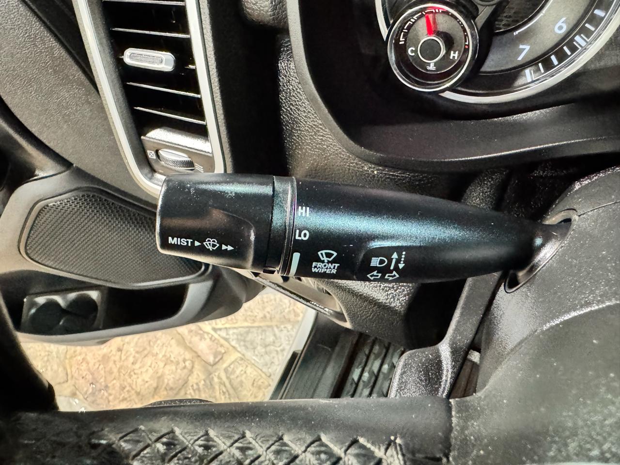 RAM 1500 Big Horn/Lone Star 4x4 Crew Cab 5'7" Box 2019