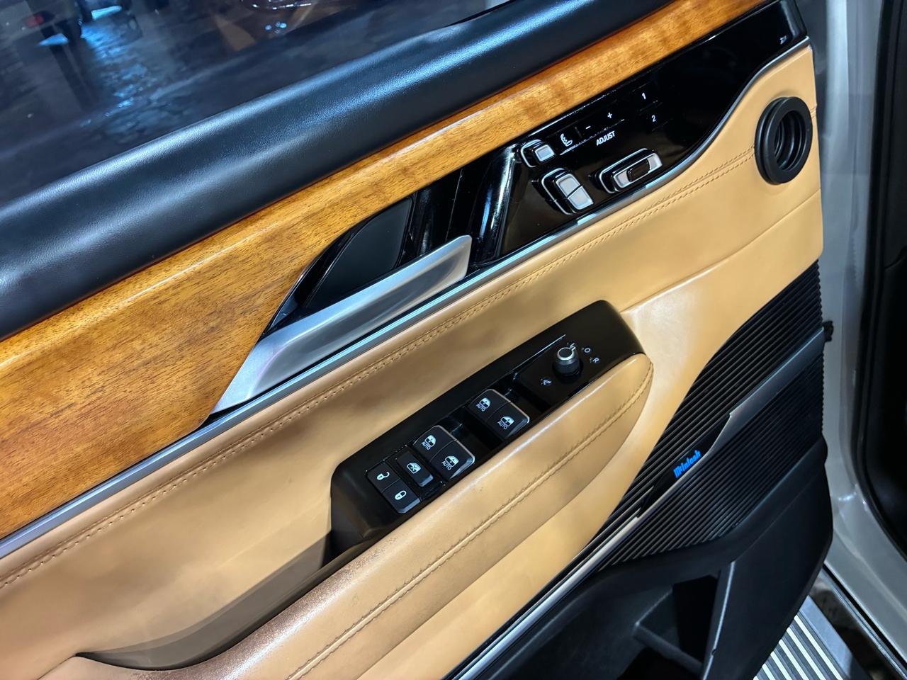 Jeep Grand Wagoneer Series III 4x4 2022