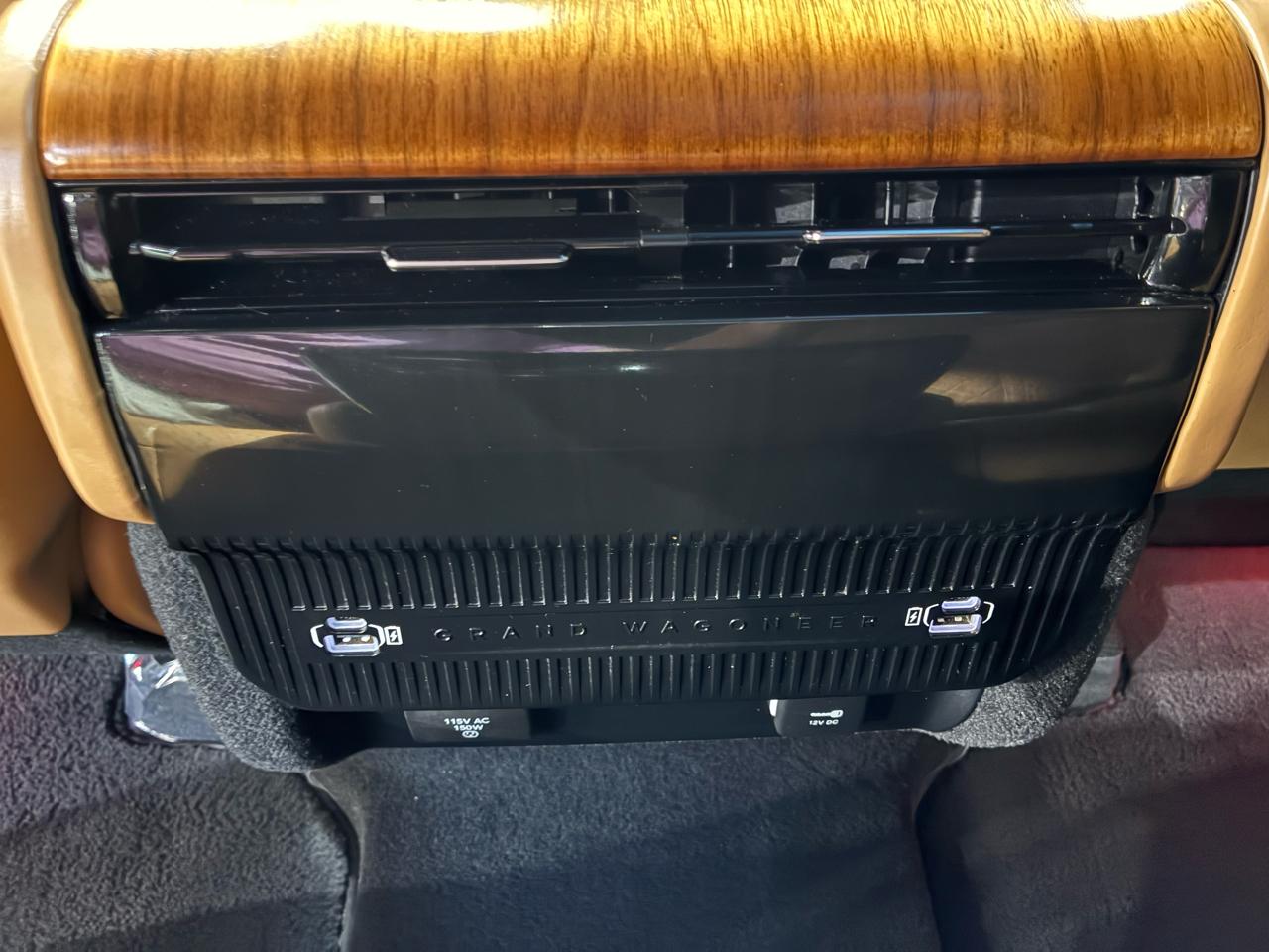 Jeep Grand Wagoneer Series III 4x4 2022