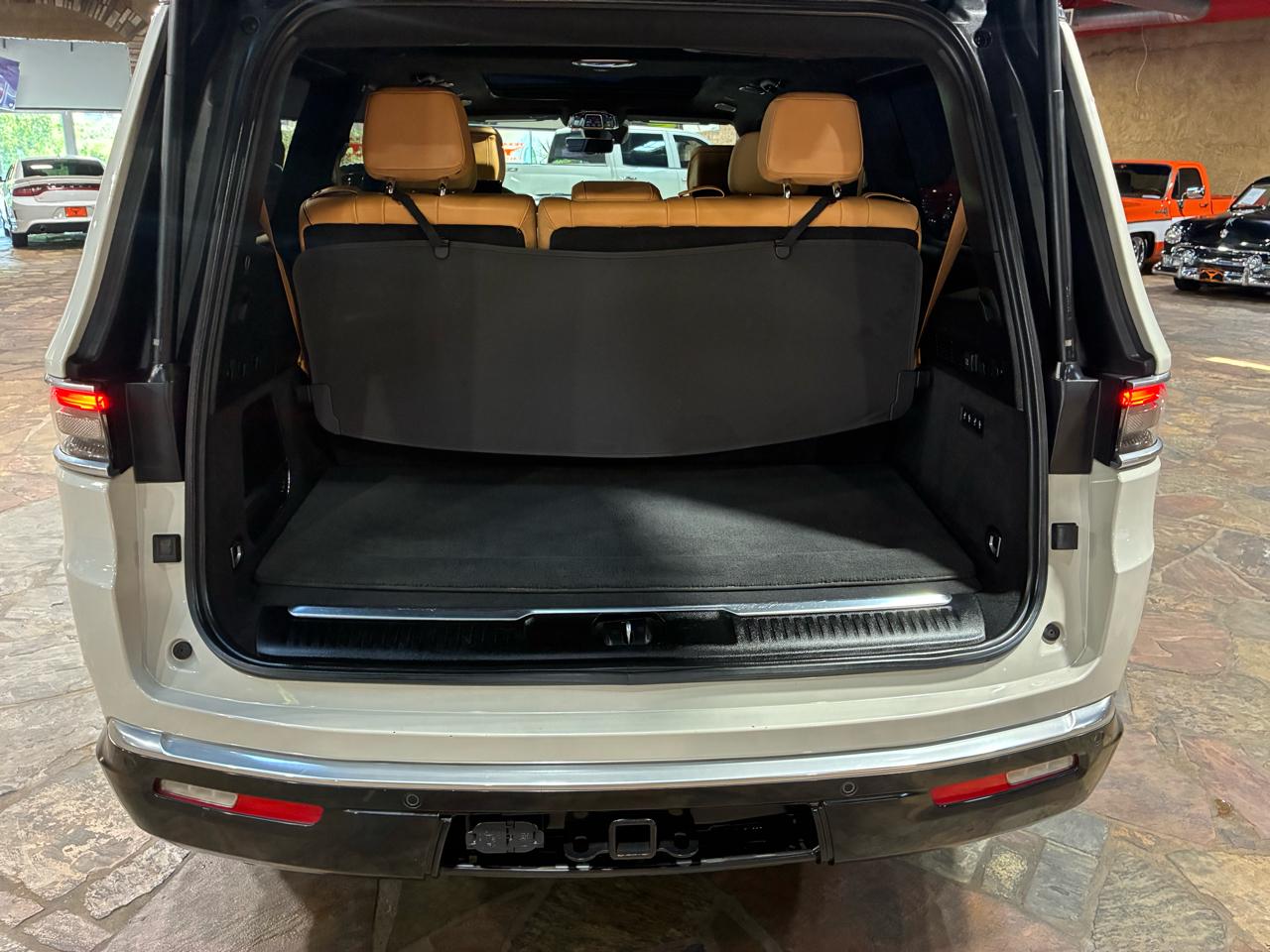 Jeep Grand Wagoneer Series III 4x4 2022