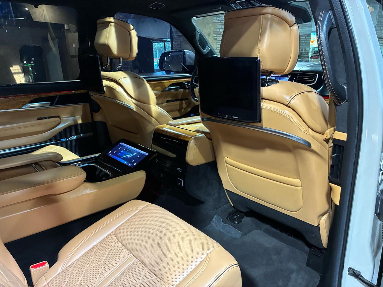 Jeep Grand Wagoneer Series III 4x4 2022