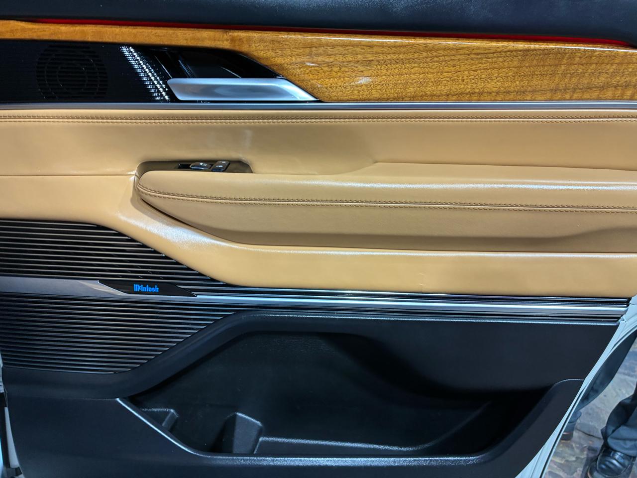Jeep Grand Wagoneer Series III 4x4 2022