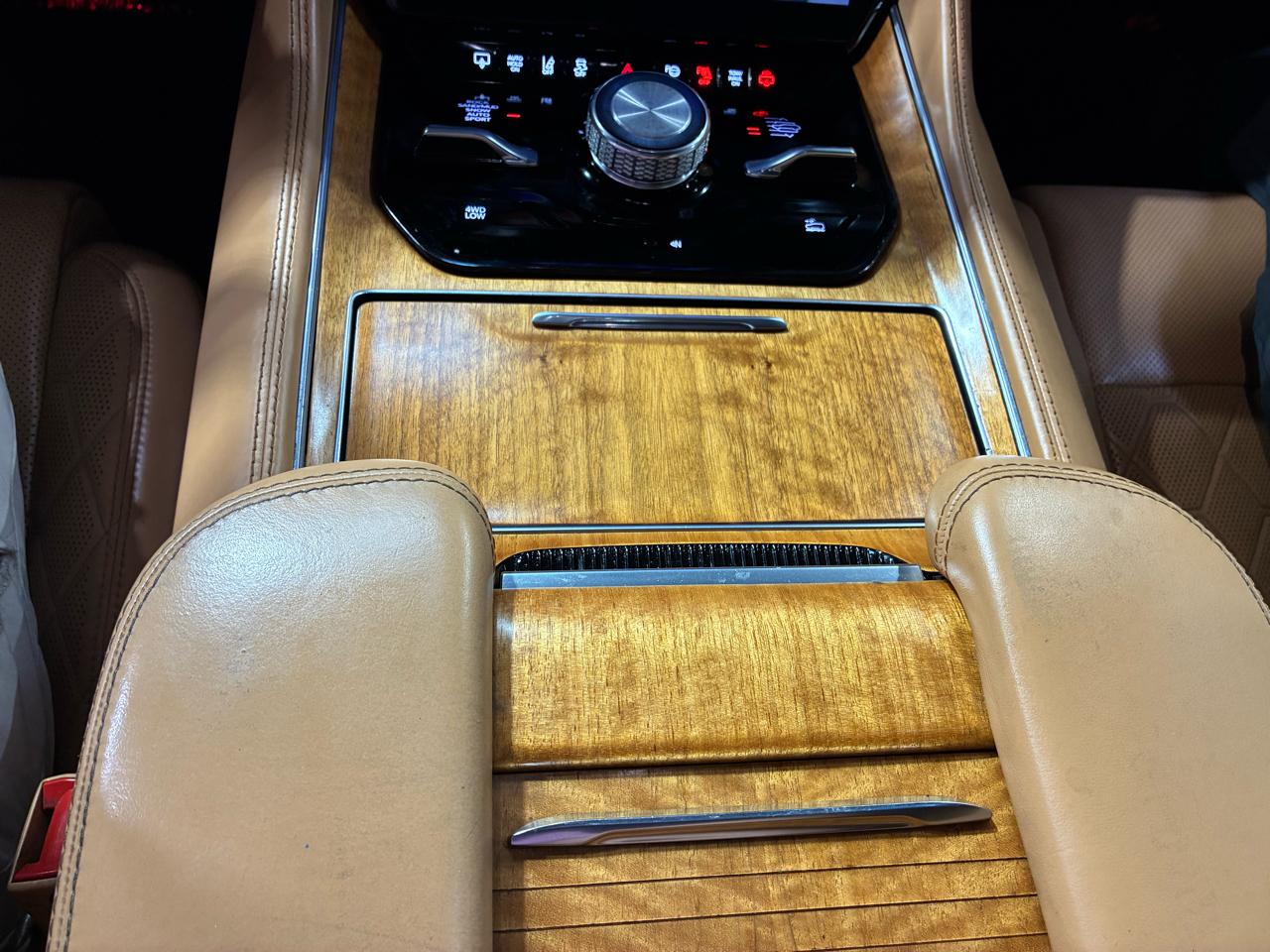 Jeep Grand Wagoneer Series III 4x4 2022
