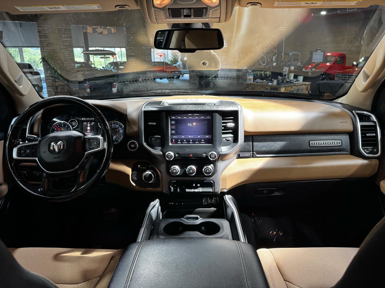 RAM 1500 Big Horn/Lone Star 4x2 Crew Cab 5'7" Box 2019