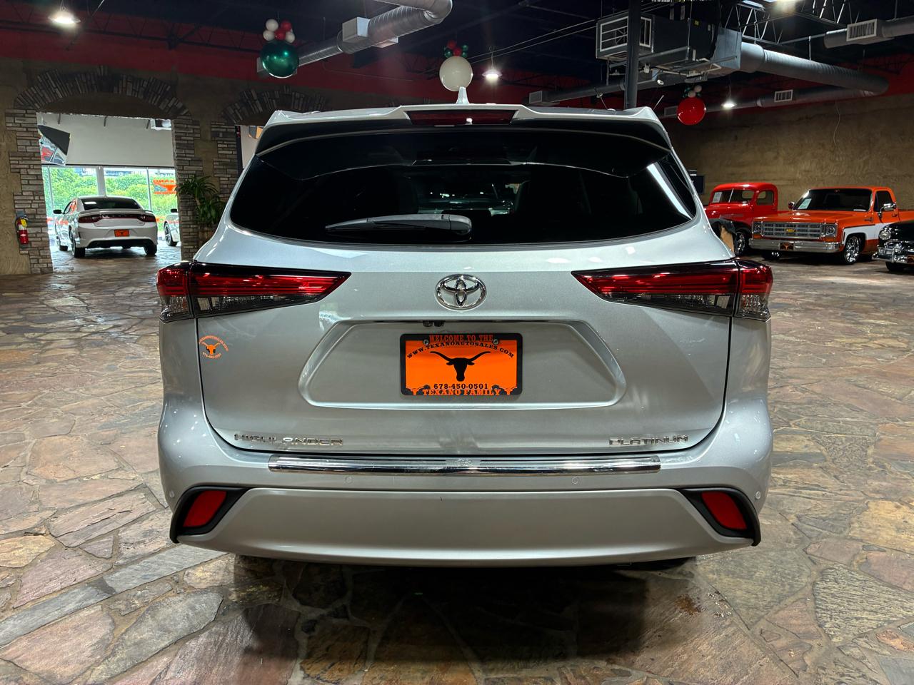 Toyota Highlander Platinum FWD (Natl) 2021
