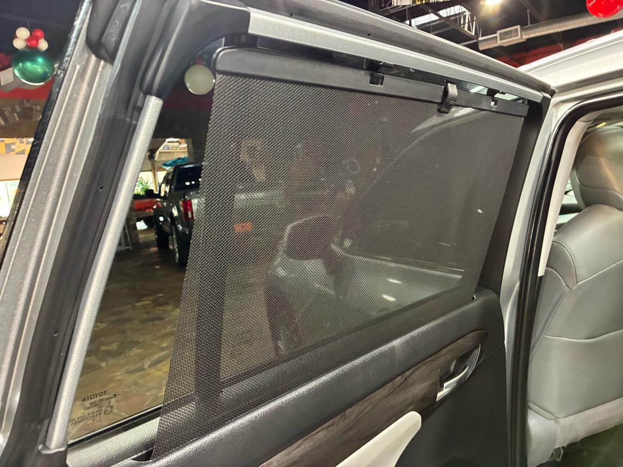 Toyota Highlander Platinum FWD (Natl) 2021