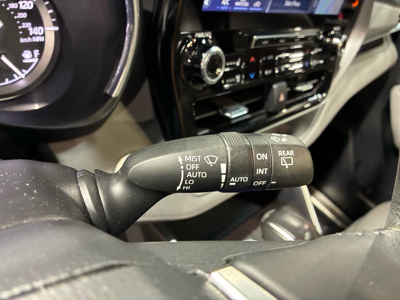 Toyota Highlander Platinum FWD (Natl) 2021