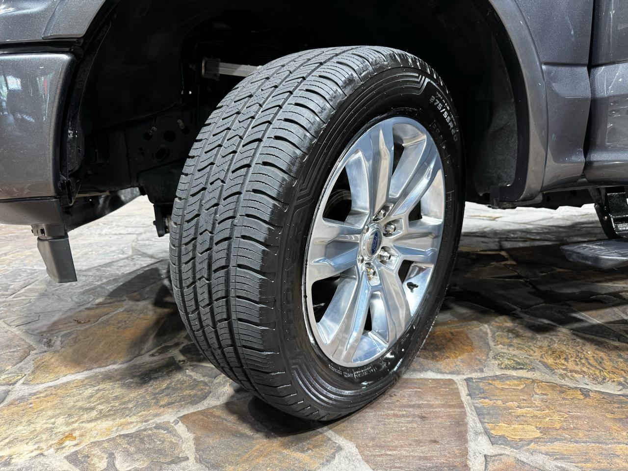 Ford F-150 Platinum 4WD SuperCrew 5.5' Box 2020