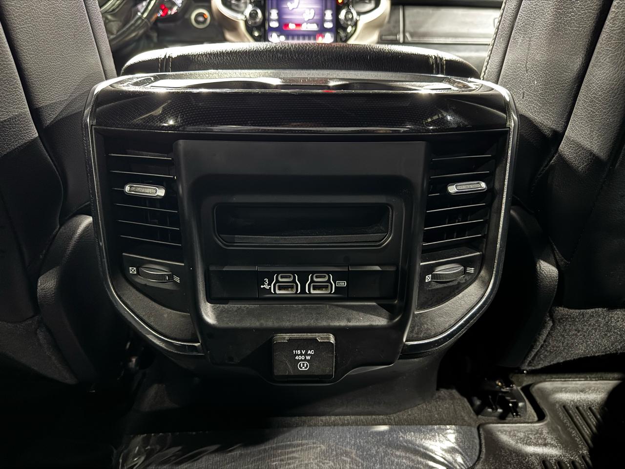 RAM 1500 Laramie 4x4 Crew Cab 5'7" Box 2019