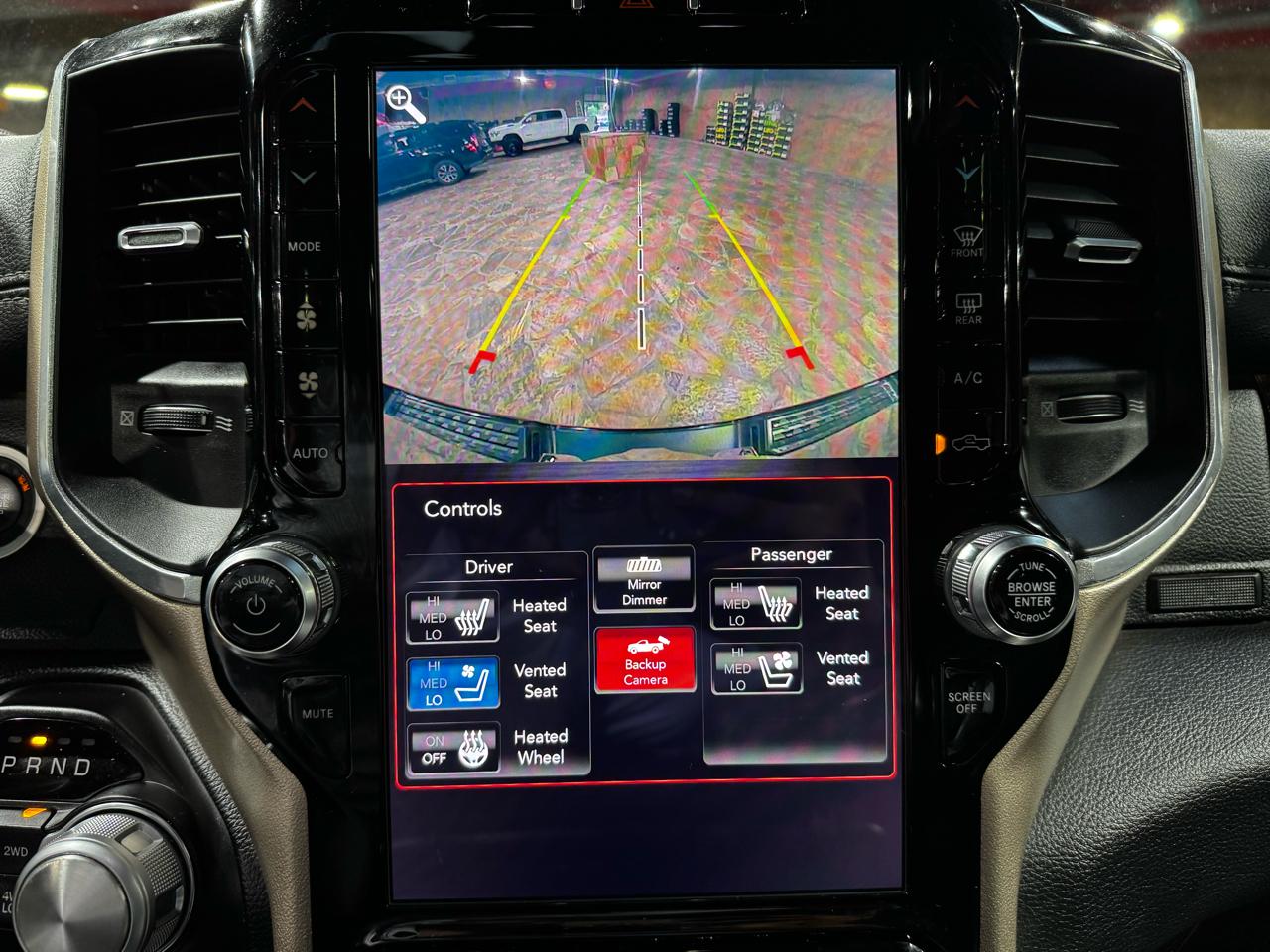 RAM 1500 Laramie 4x4 Crew Cab 5'7" Box 2019