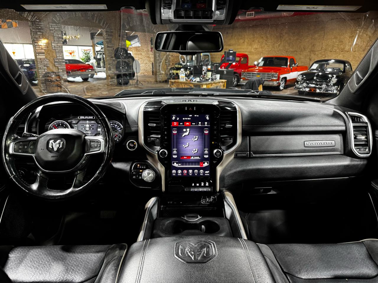RAM 1500 Laramie 4x4 Crew Cab 5'7" Box 2019